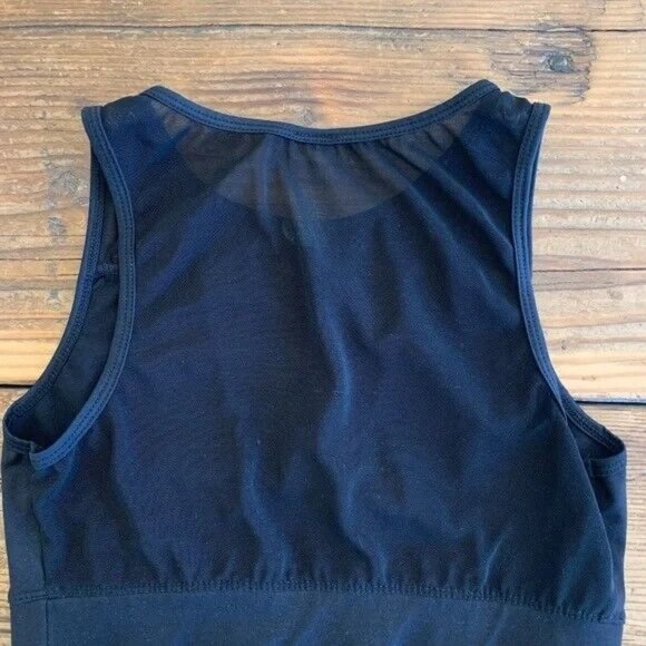 LA SOCIETY TORREY BLACK V-MESH CROP TOP - Picture 6 of 6